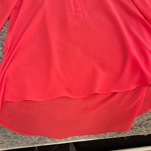 Candies- Sweet oversized blouse in a beautiful bright coral color, Size Large - Picture 13 of 14